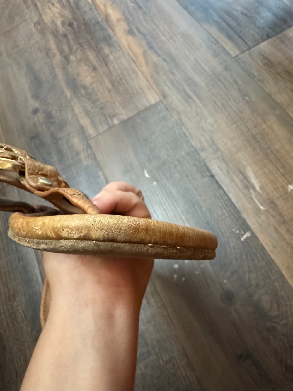 Tory Burch Tan Leather Logo Thong Sandals - Picture 7 of 16